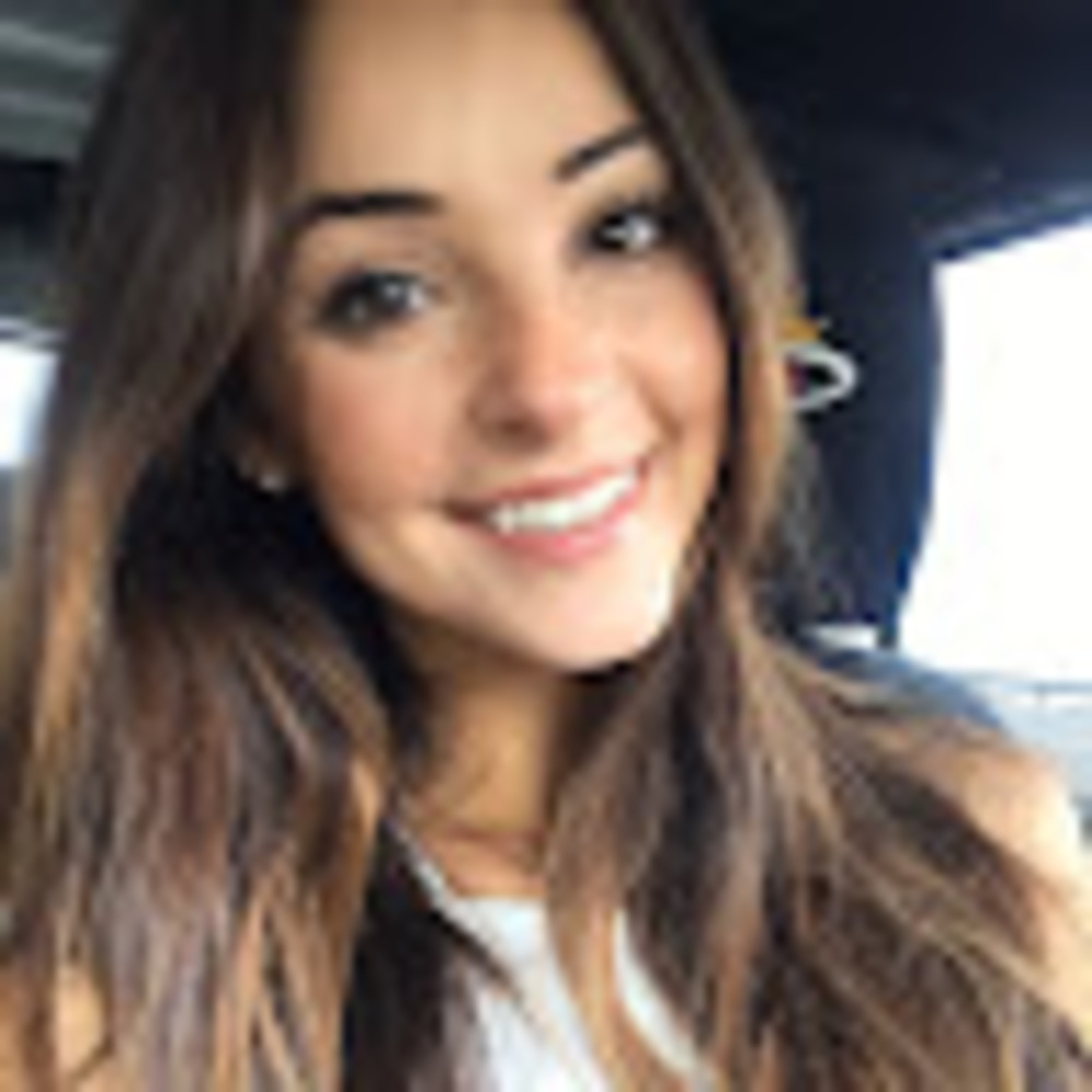 Meet your Posher, Lauren